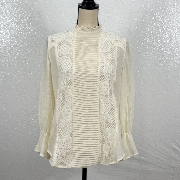 Once Upon a Dream Vintage-Inspired Lace Blouse – Size M - Picture 2 of 11